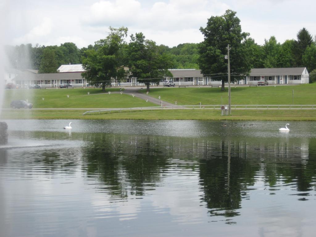 Richfield Springs Fountain View Motel מראה חיצוני תמונה